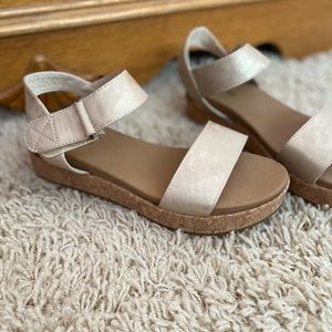 Maurices sandals